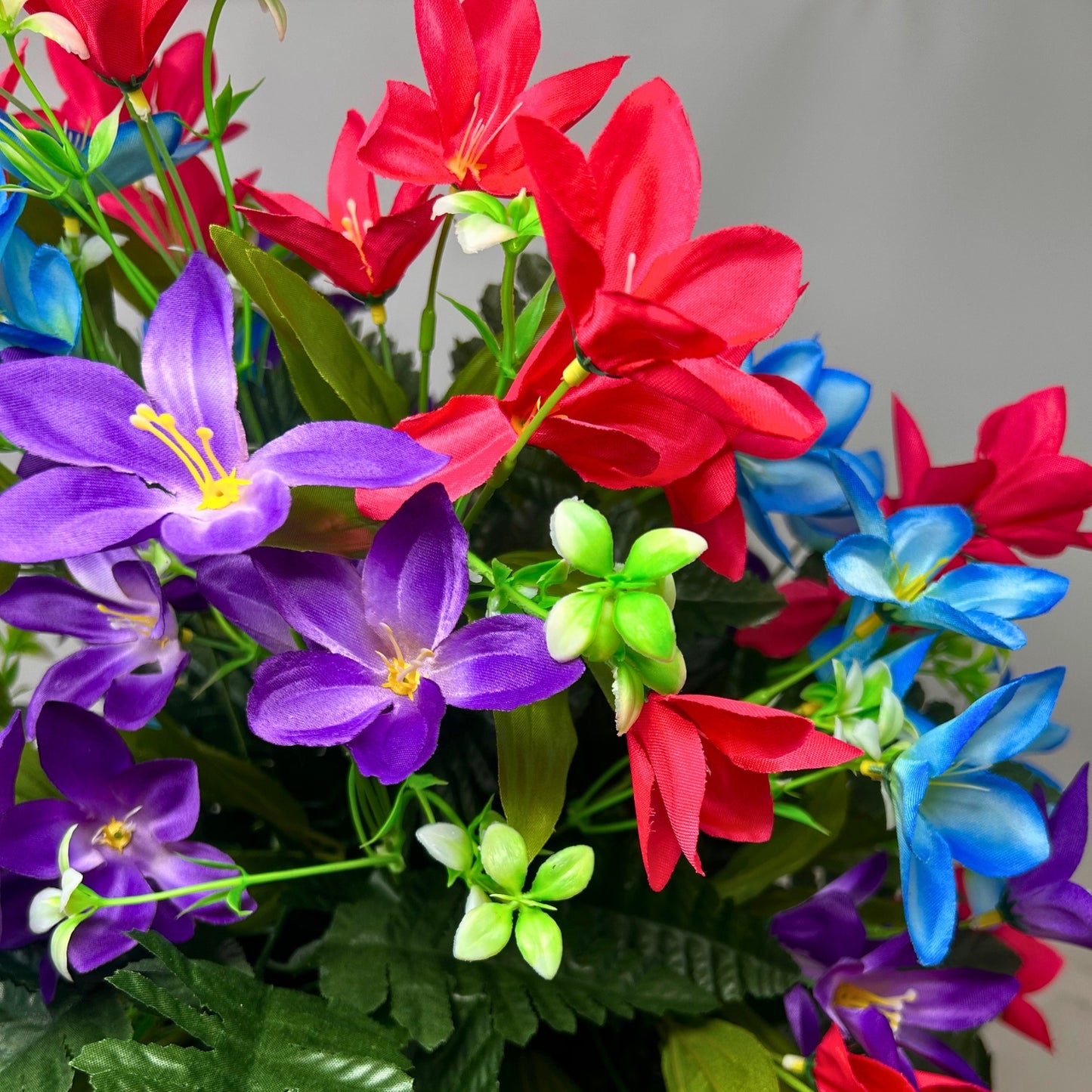 Delightful Dew Drop Pre-Made Vase Insert (Ht Pink, Purple, Blue)