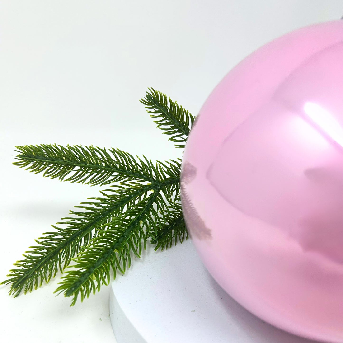 4" Candy Apple Finish Ball Ornament (Lt. Pink) | LC