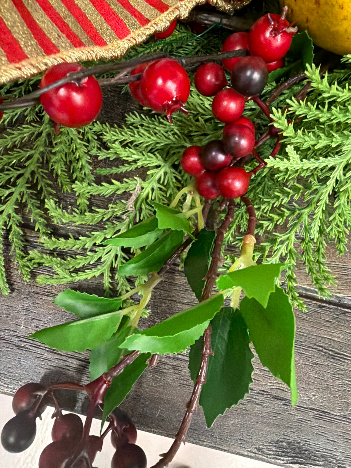 Christmas Berry 27" Red | YS