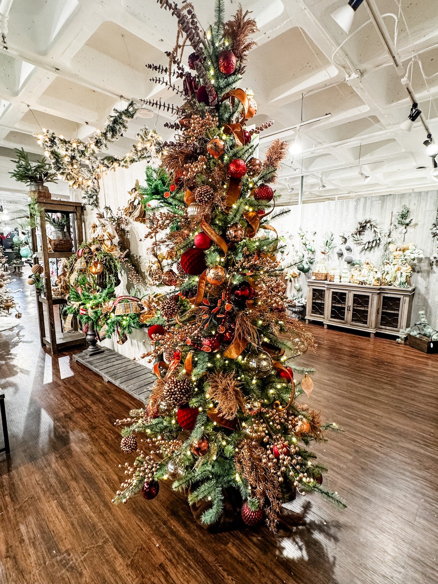 Soft Touch Money Eucalyptus 27.5" in Green/Burgundy | XJ