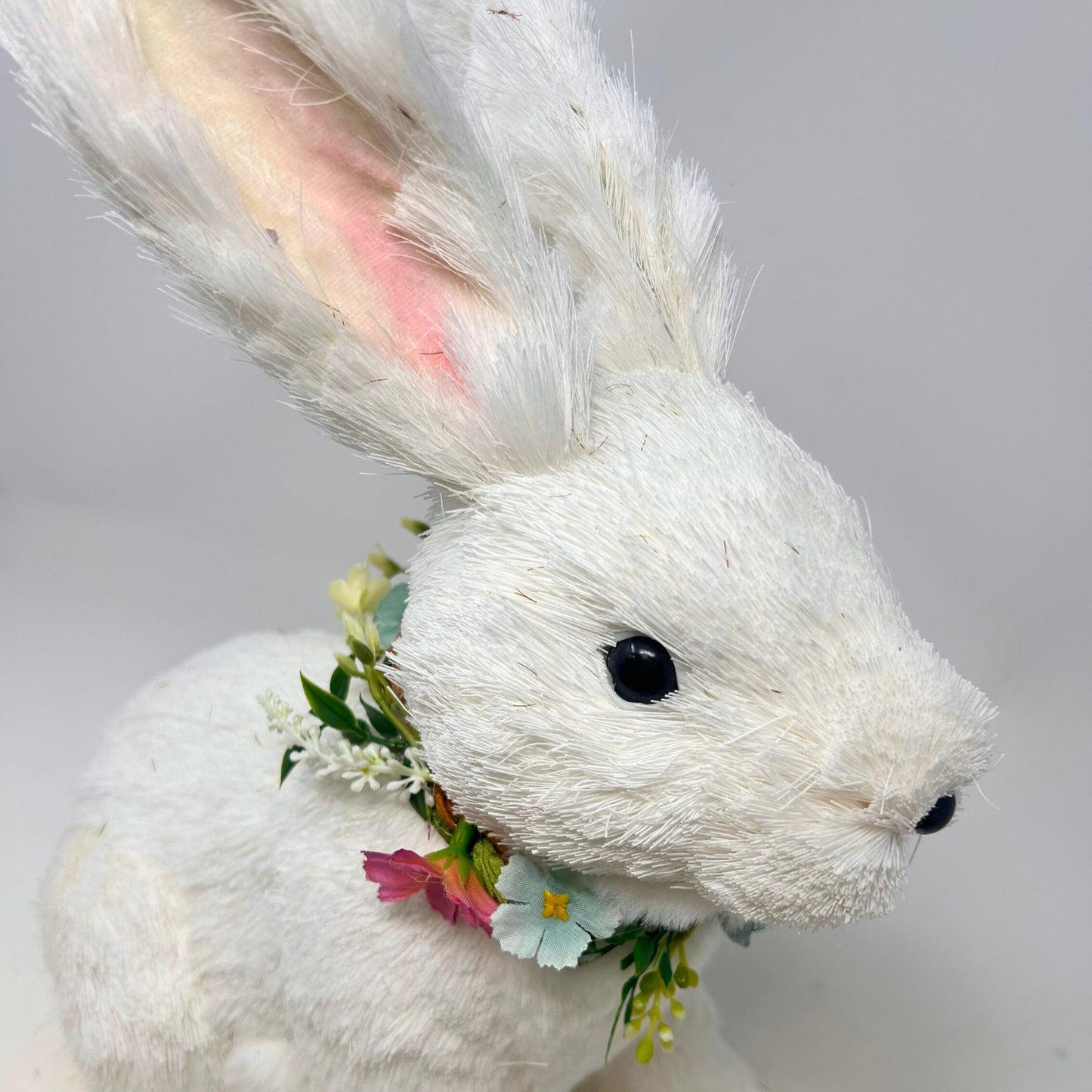Bashful Bunny Rabbit Flower Necklace 12" x 10.5" | BFE