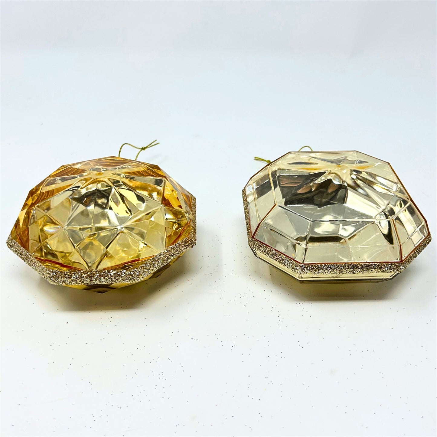 Acrylic Round/Square Precious Gem Ornament (Set of 2) - 4” - Champagne | RO
