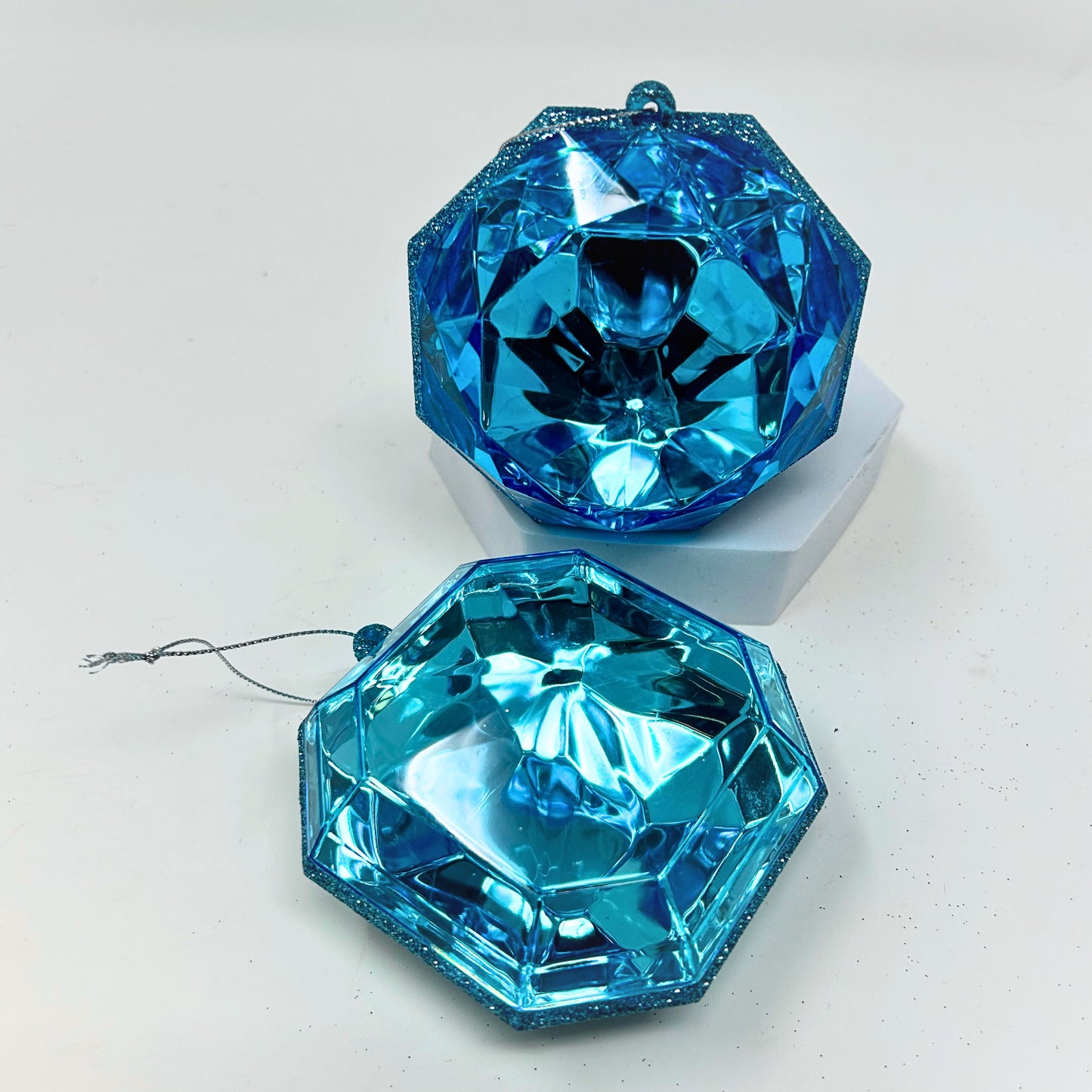 Acrylic RND/SQR Precious Gem Ornament (Set of 2) 4” - Turq. | ACK