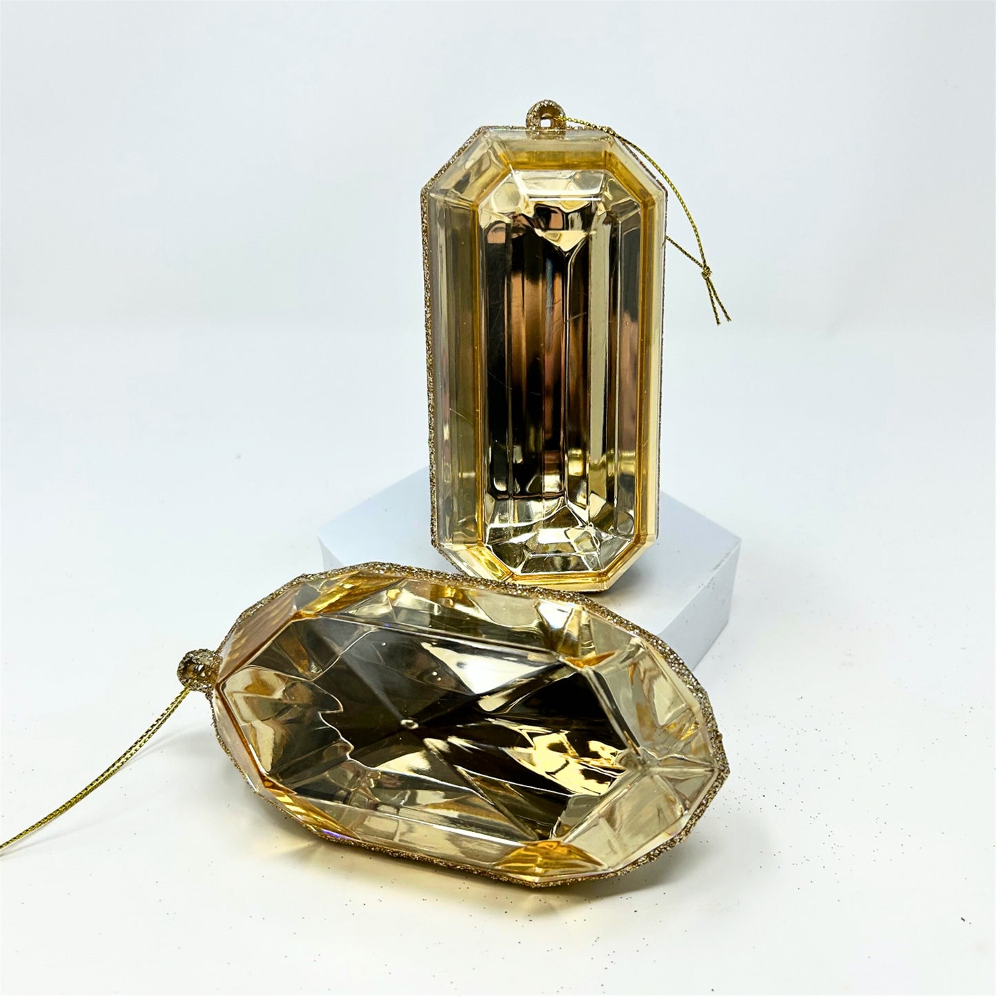 Acrylic Rnd/Oblng Precious Gem Ornament (Set of 2) - 5” - Champagne | RO