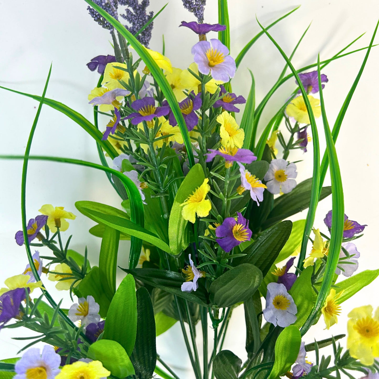 Spring Flower Bush (18”) x 14 Purple/Lavender/Yellow