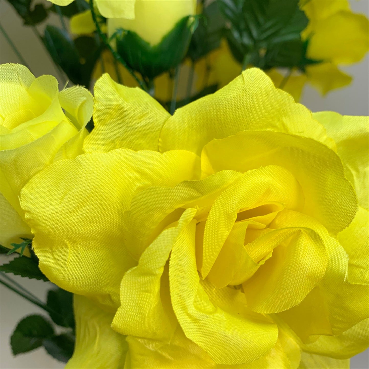 Rose / Peony / Hydrangea Mixed Bush 25" - Yellow Mix x36 | CZE
