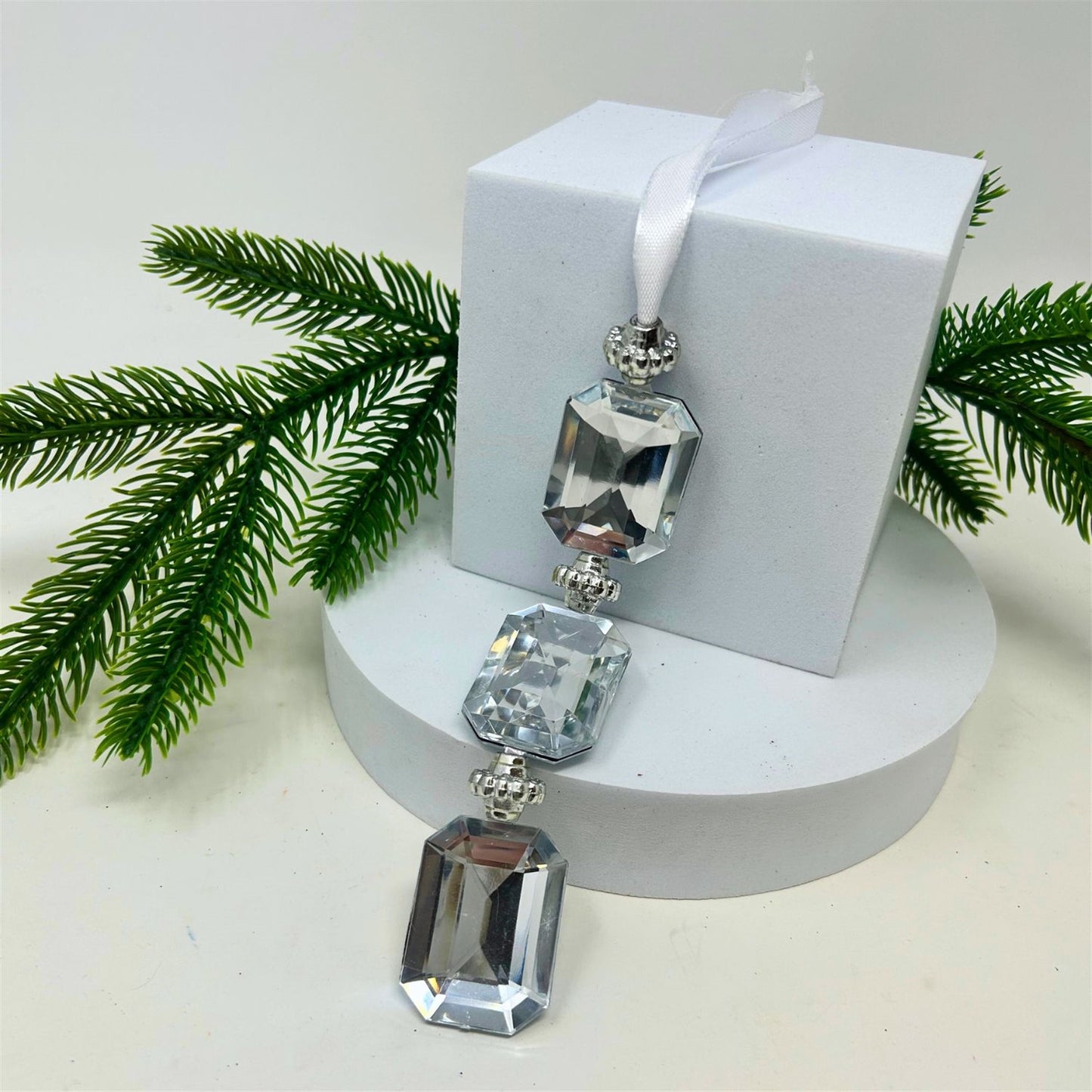 Acrylic Jewel Hanging Ornament - Silver 1.2x0.5x6.5" | ZT