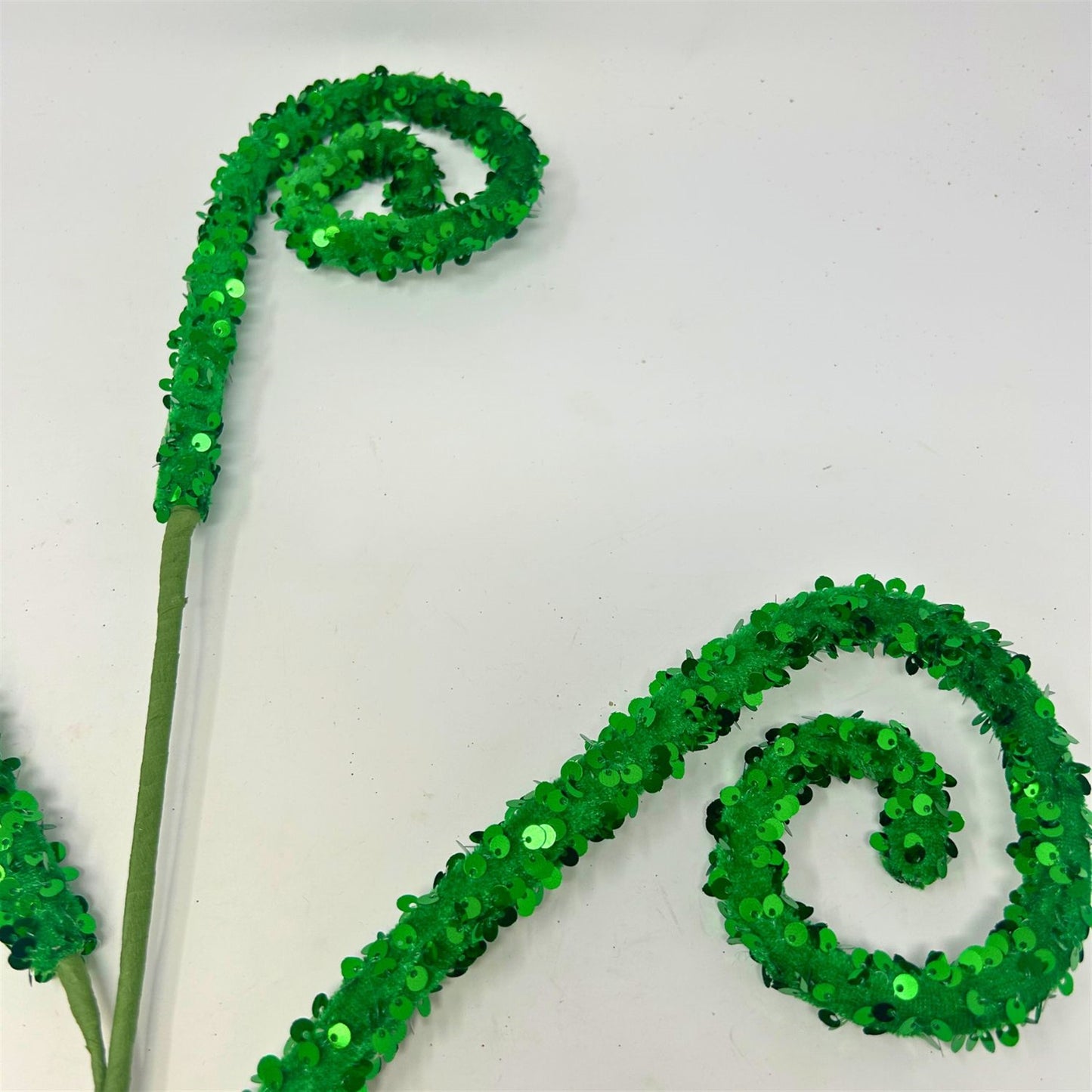 Velvet Sequin Curl Spray - Green 29” | KS