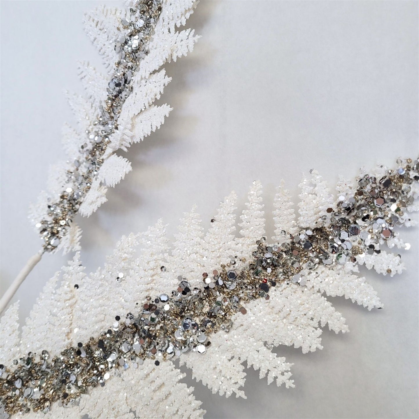Jumbo Glitter Sequin Fern - White/Platinum 34” | KS