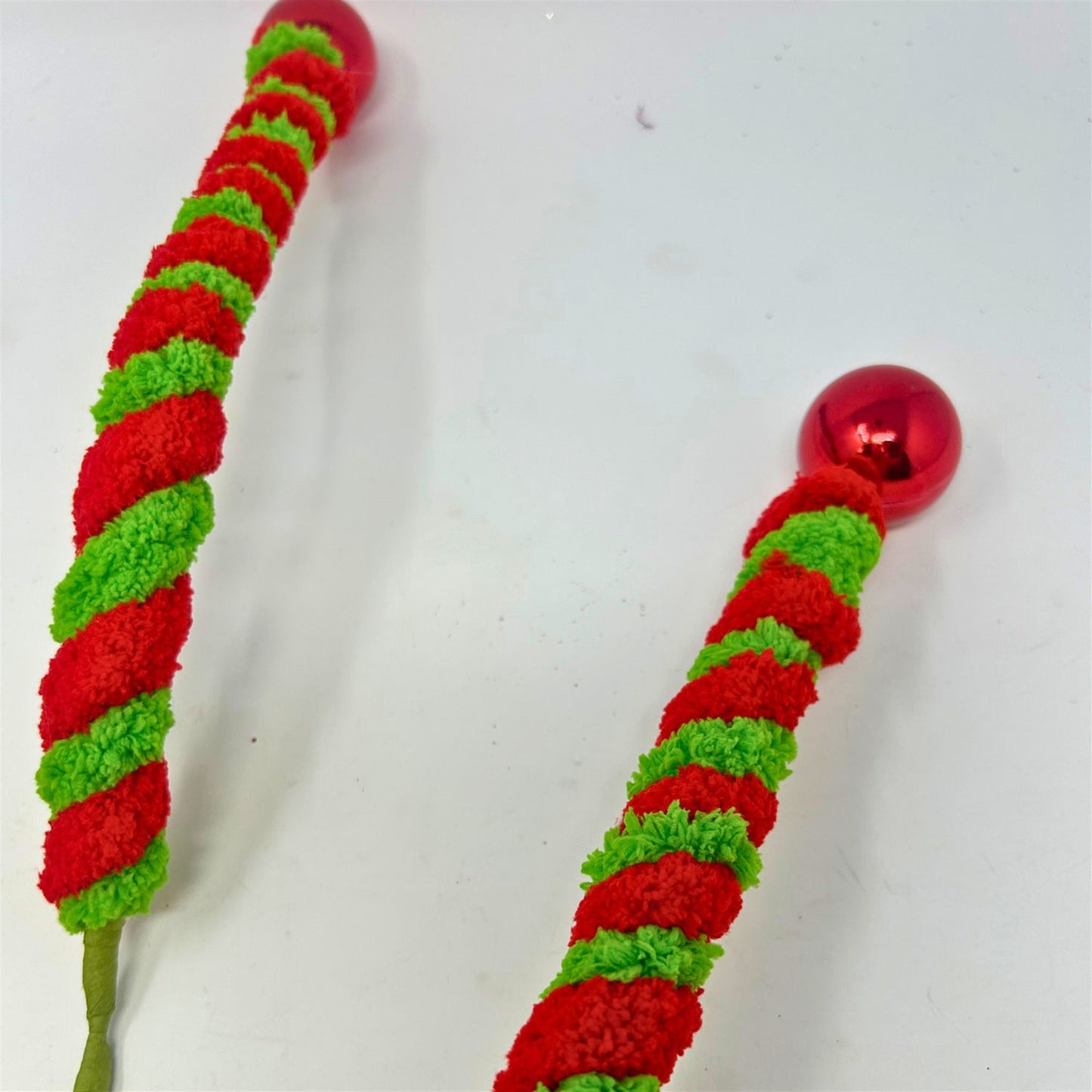 Jumbo Chenille Candy Ball Spray - Red/Green 28” | KS