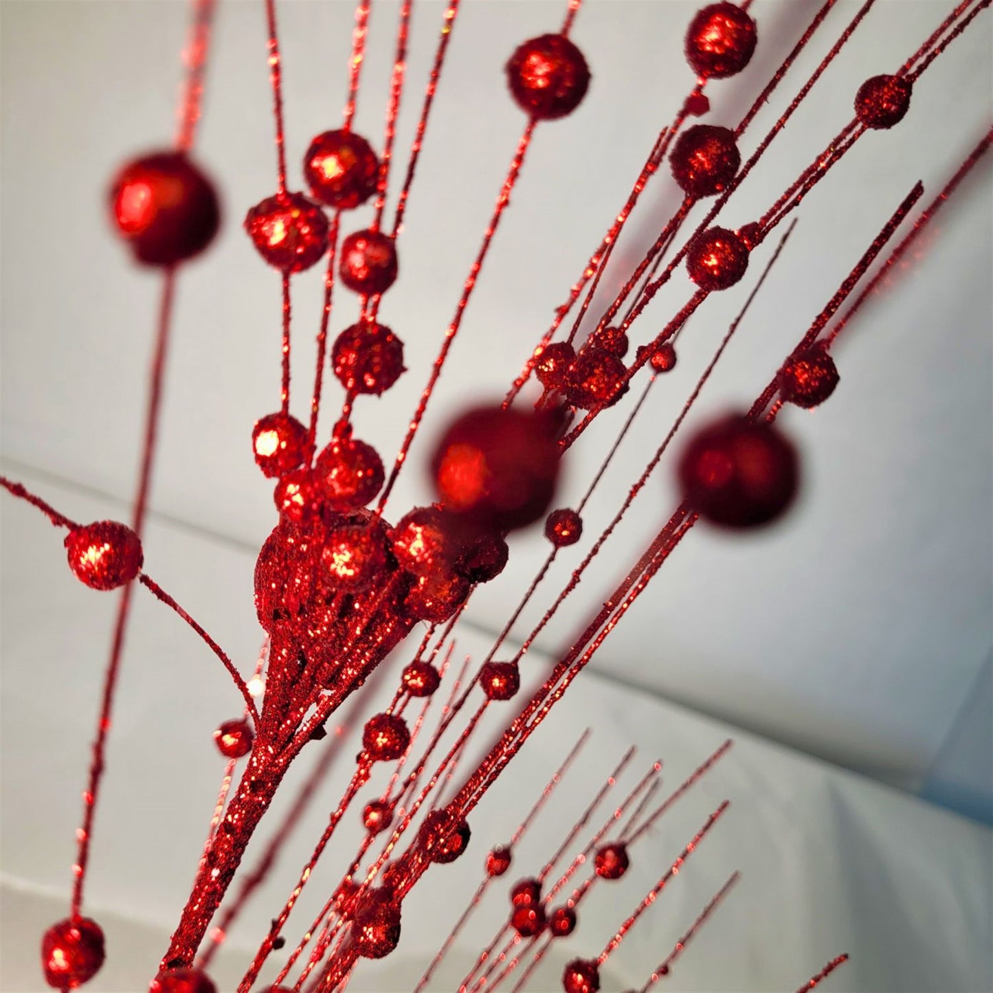 Glitter Explosion Ball Spray - Red 39” | KS