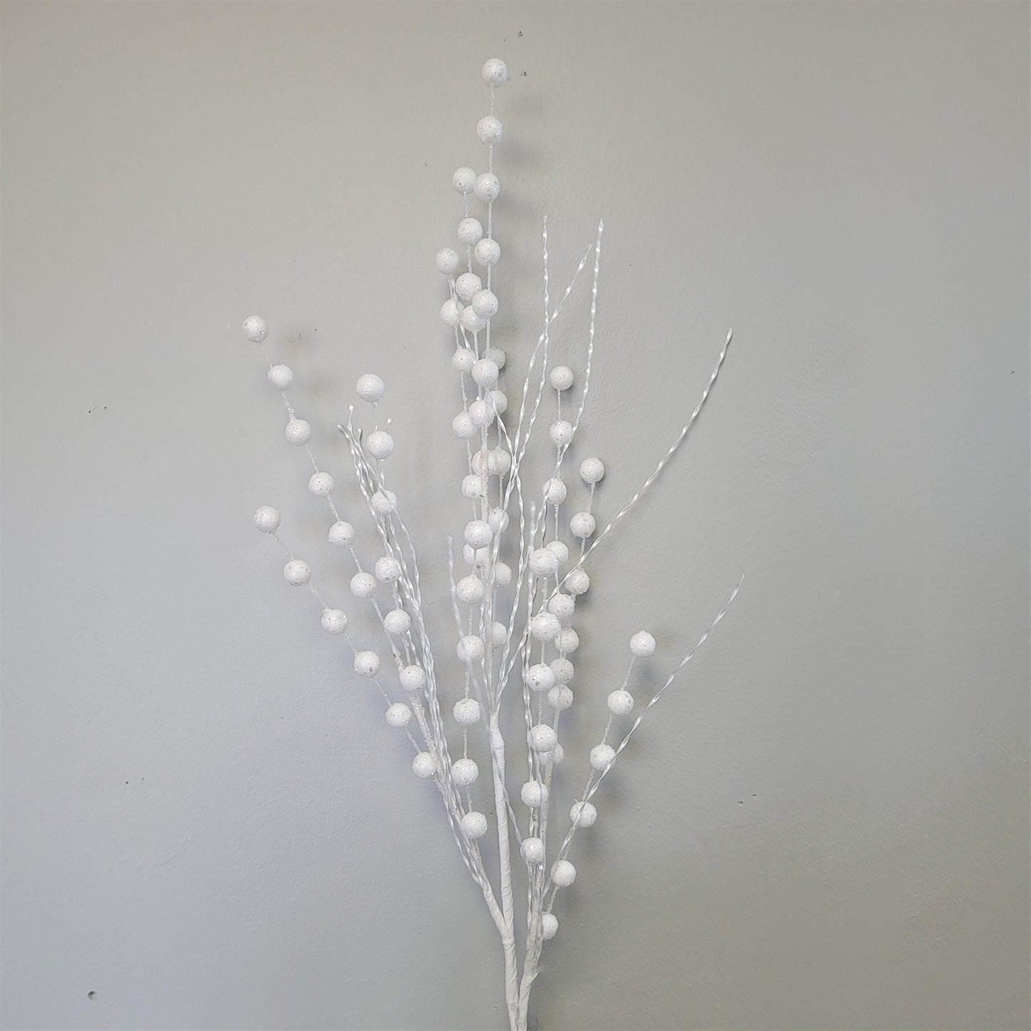 Metallic Twist Glitter Spray - White 32” | KS