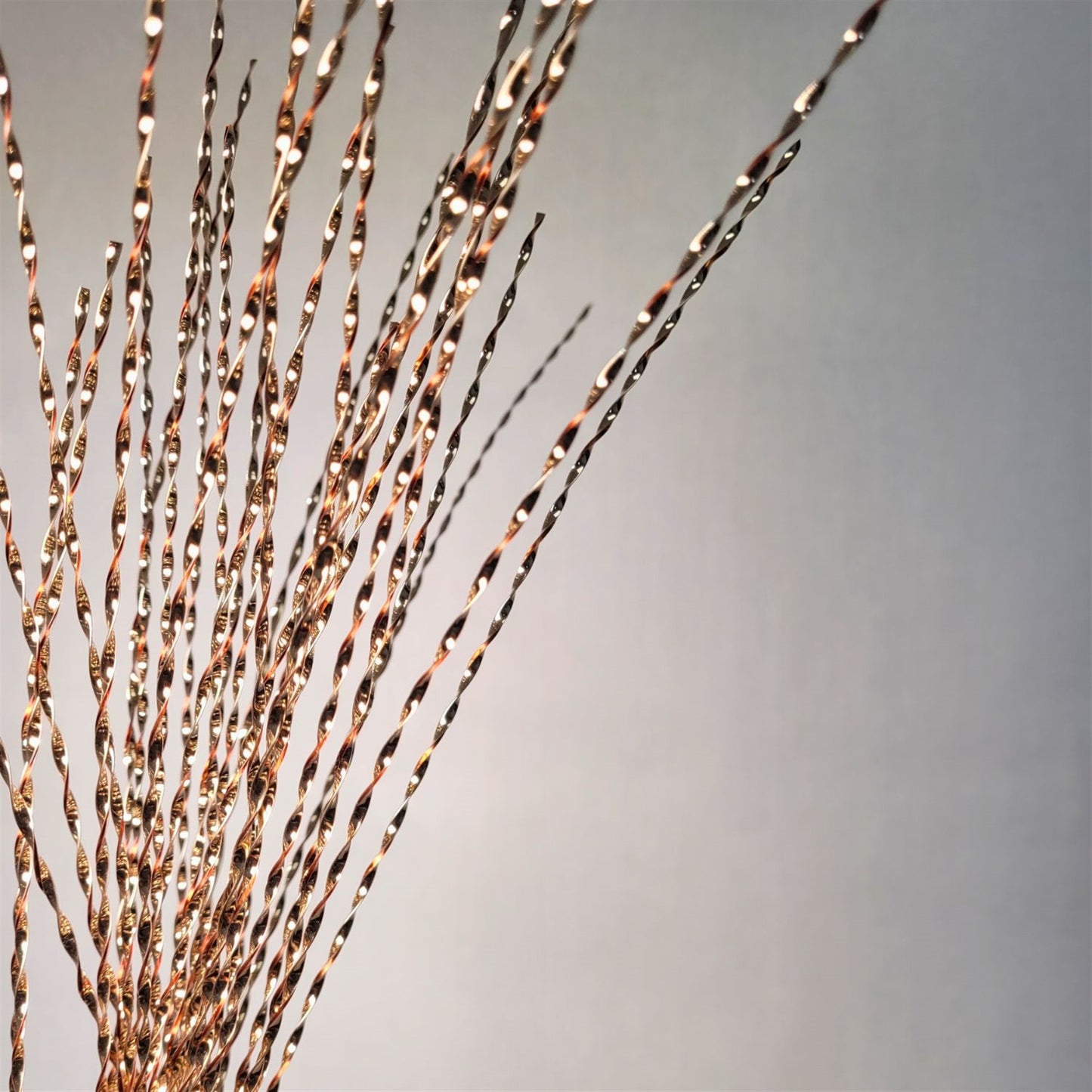 Metallic Twist Spray - Gold 22” | KS