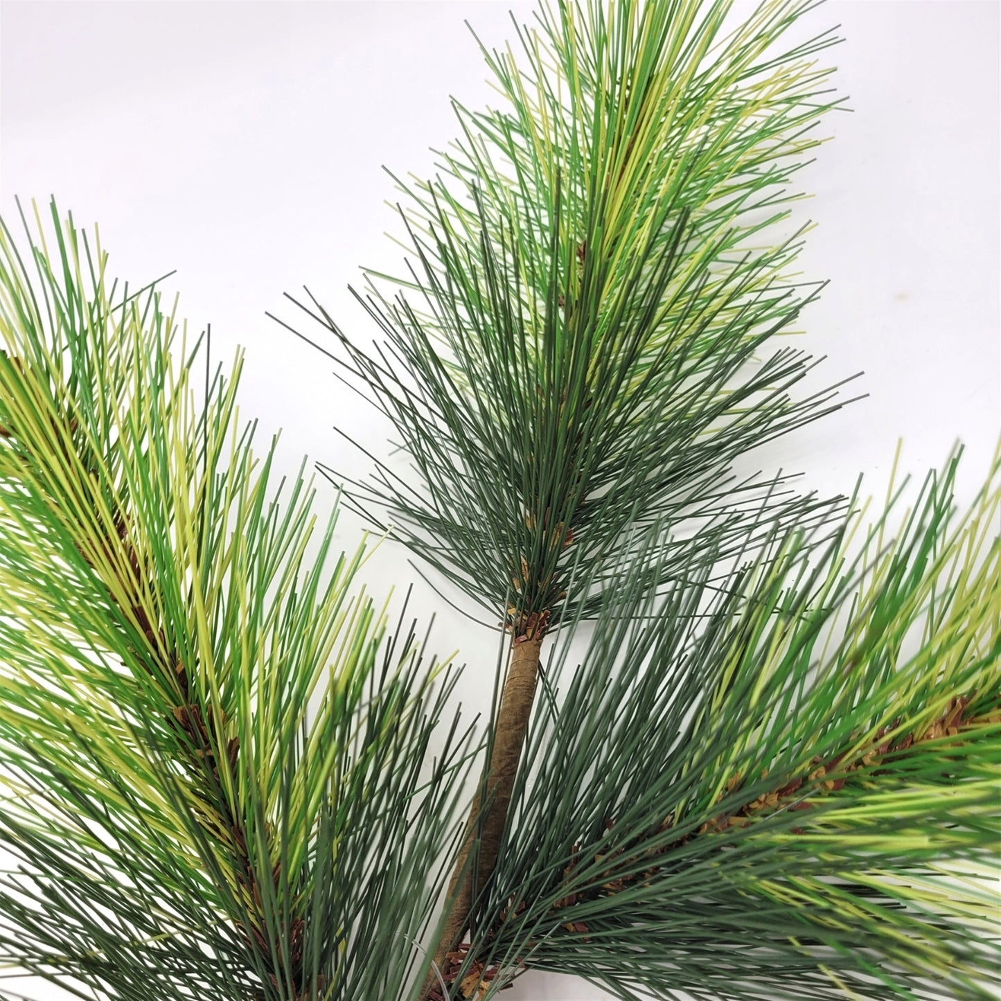Mini Scotch Pine Spray - Green 17” | QP