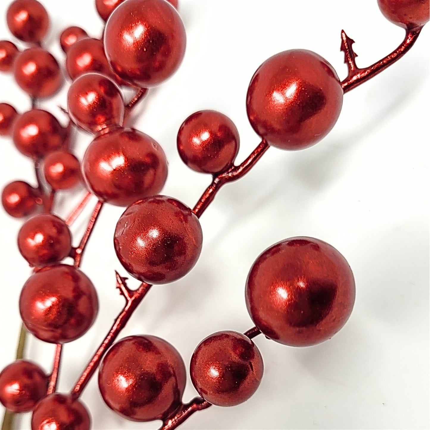 Metallic Christmas Berry Pick - Red 17” | QP