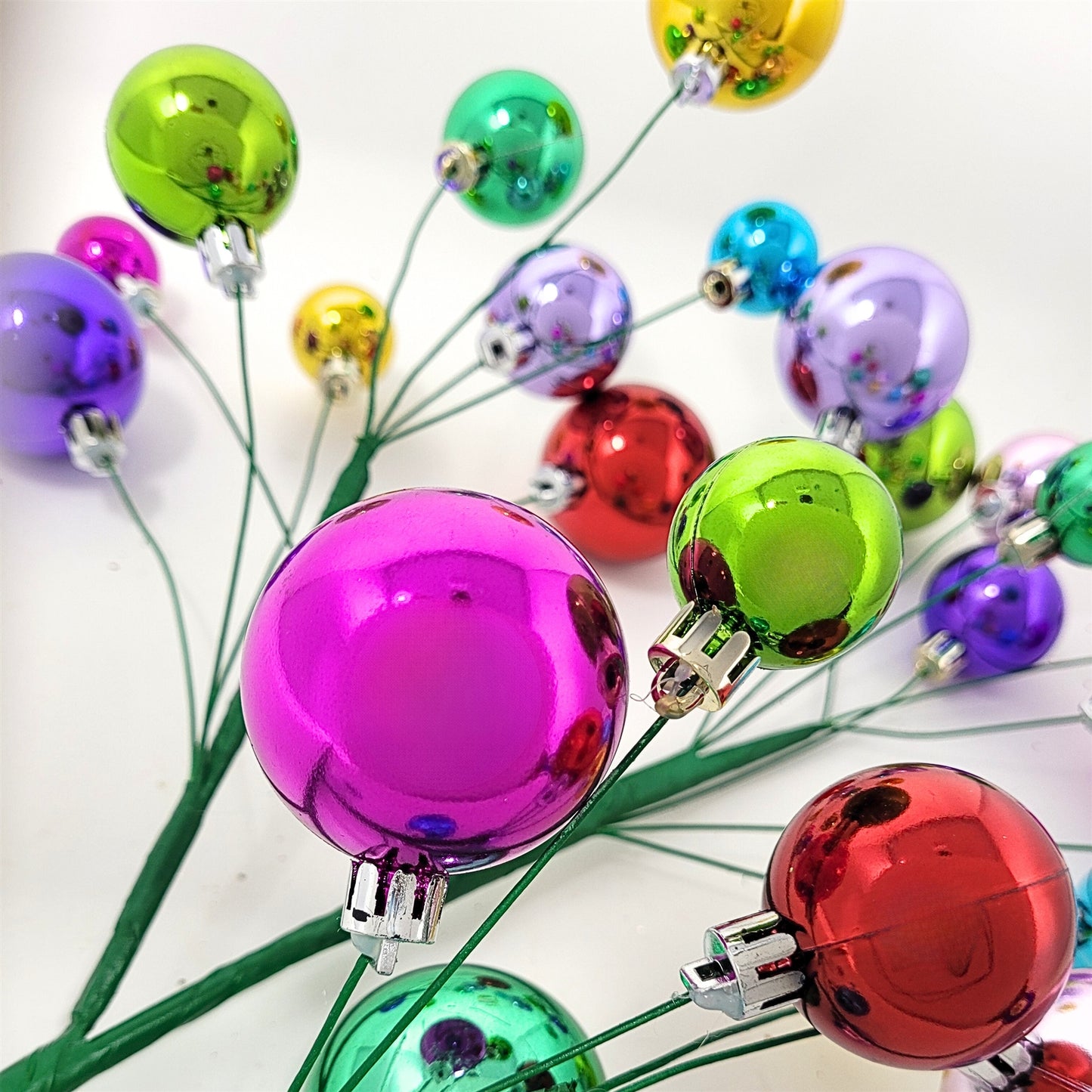 32" Colorful Ball Stem | LC