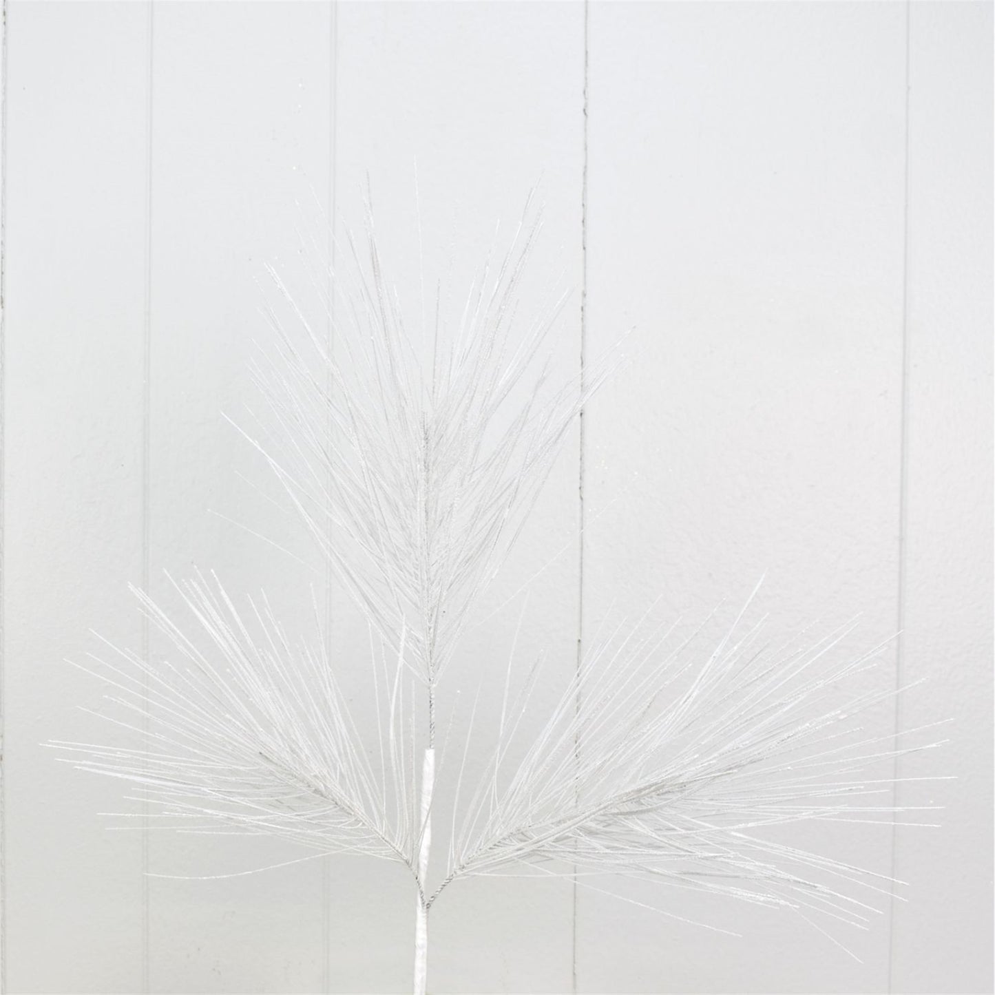 26" Textured Long Needle Pine Spray in White | XJ