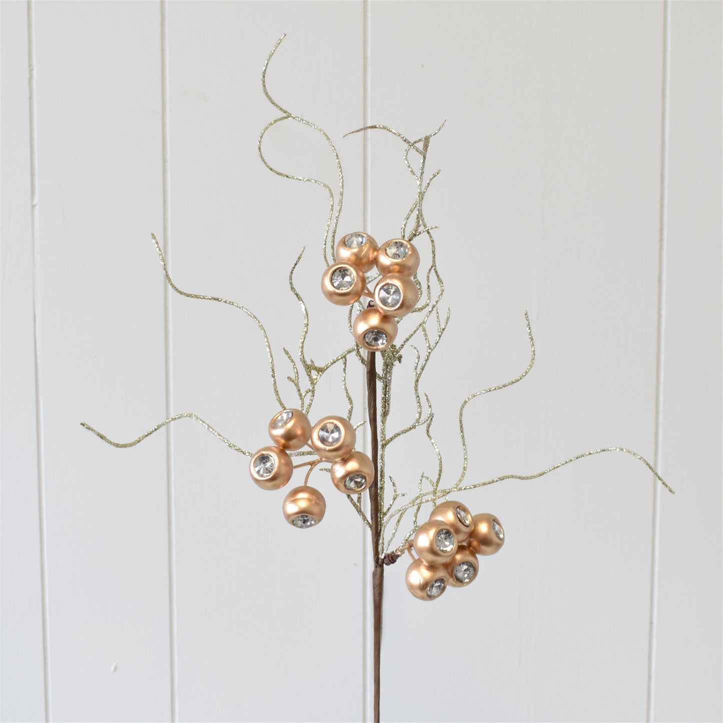 Ravishing Berry Pod With Gem Center 22" in Gold/Platinum | QDC22