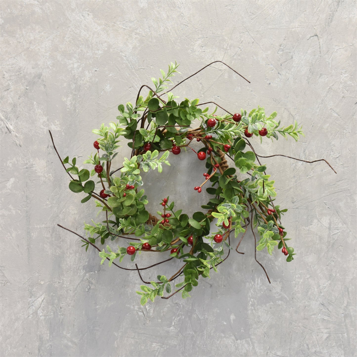 Bountiful Boxwood/Berry Candle Ring 5'' | TAC22