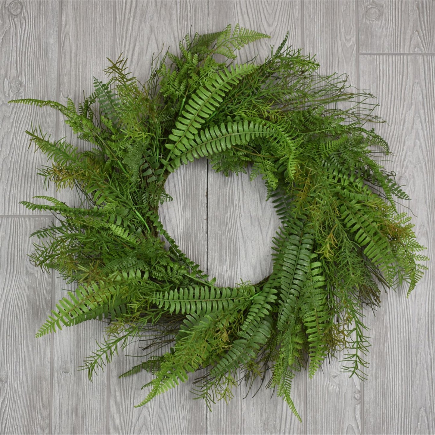 26" UV RESIST NATURAL TOUCH FERN WREATH