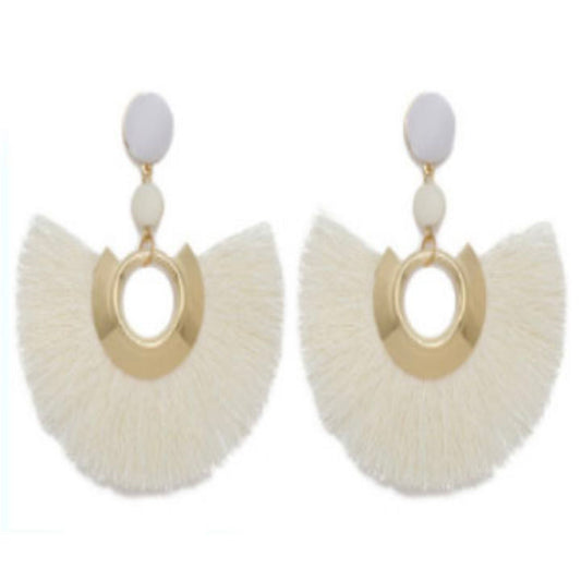 Sasha Tassel Fan Earring in Cream