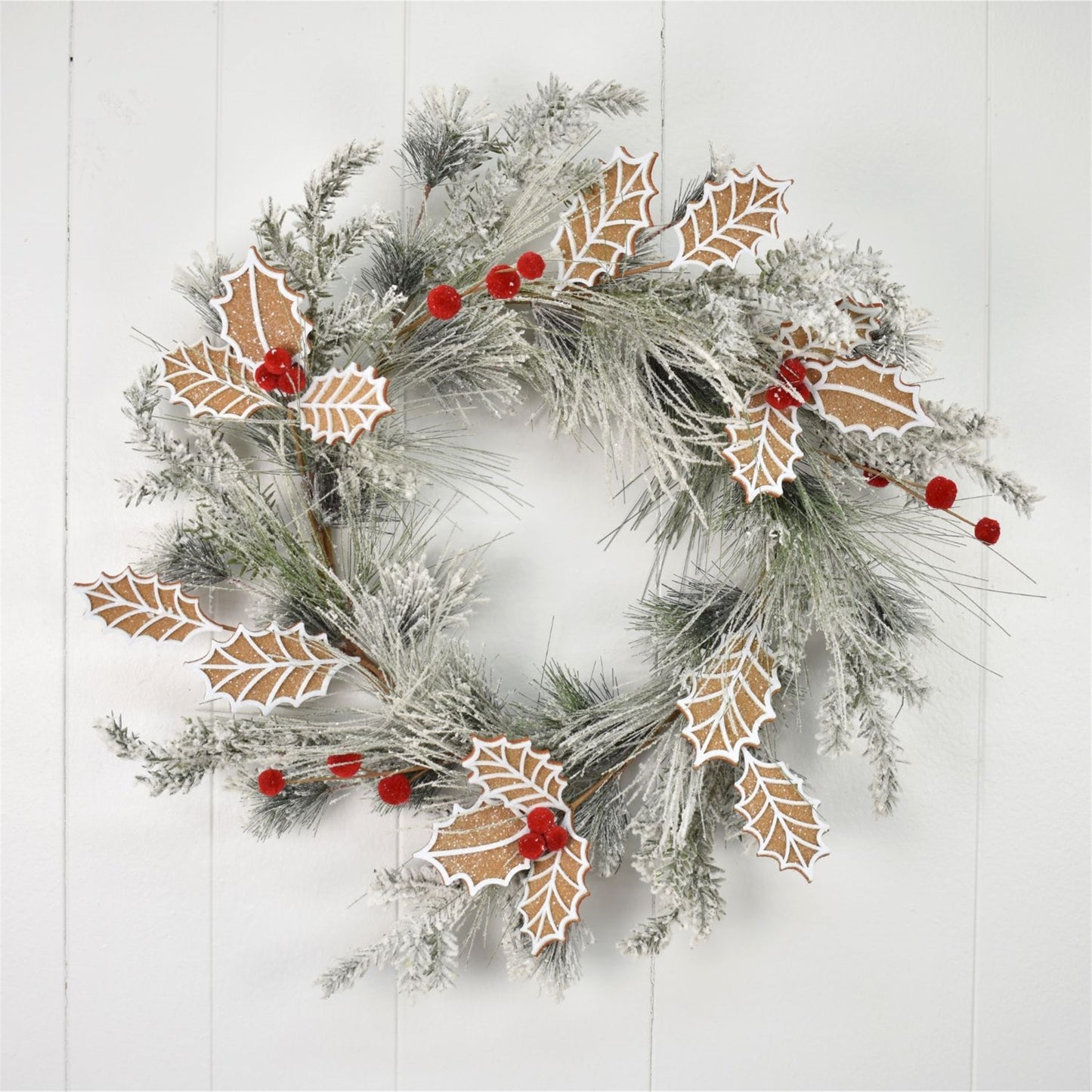 24” SNOWED PINE GINGERBREAD HOLLY WREATH | TA