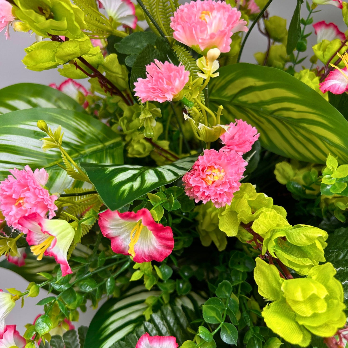 Faithful Tribute Pre-Made Vase Insert (Pink, Lime)