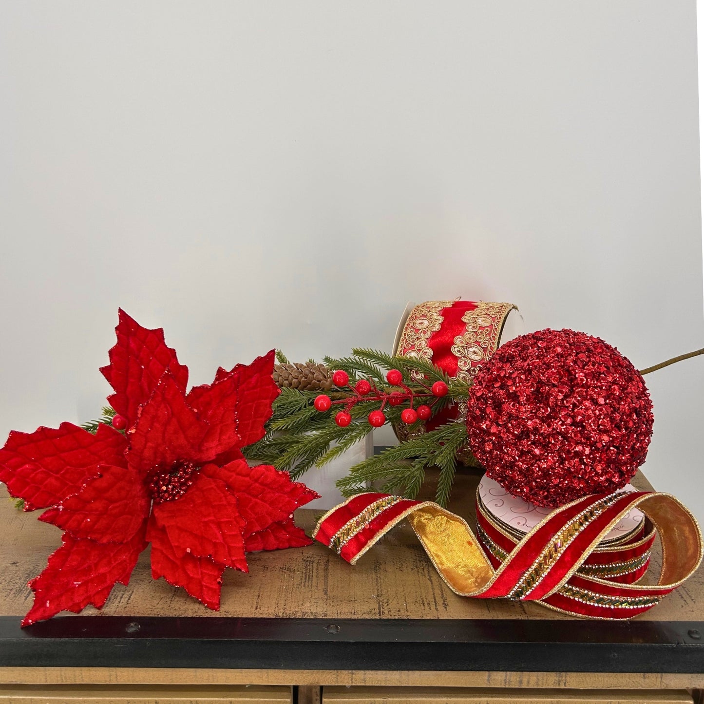 Red, Gold, Berries Christmas Tree Mystery Box