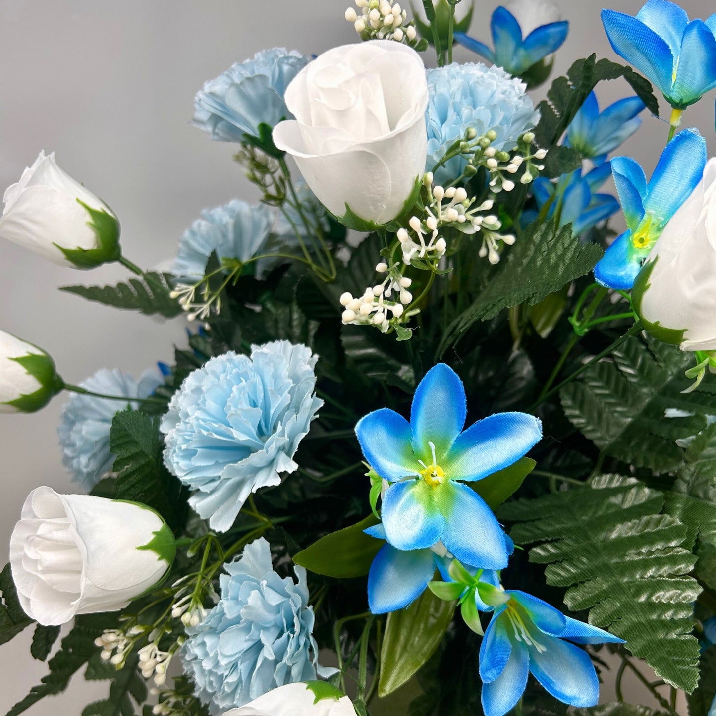 Rolling Fields Pre-Made Vase Insert (Blue, White)