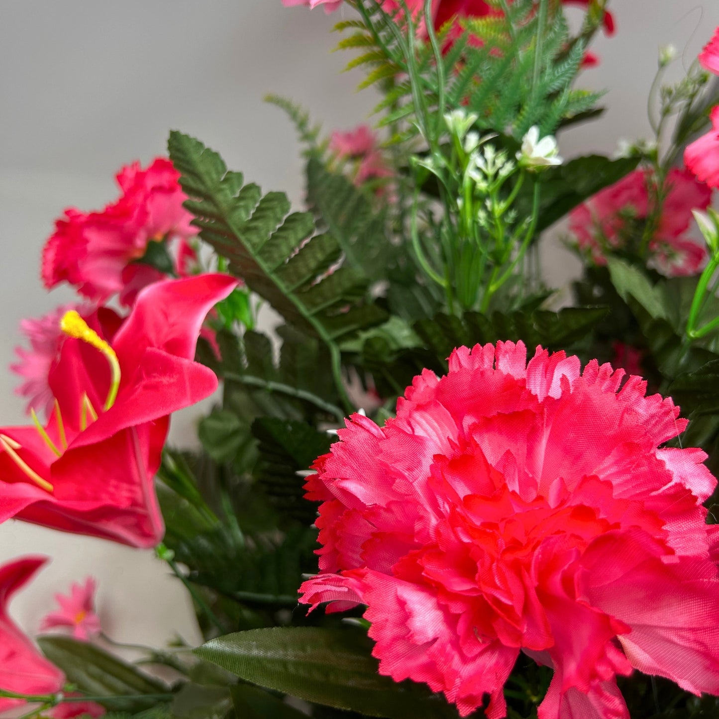 Guardian Stems X-Large Pre-Made Vase Insert (Hot Pink)