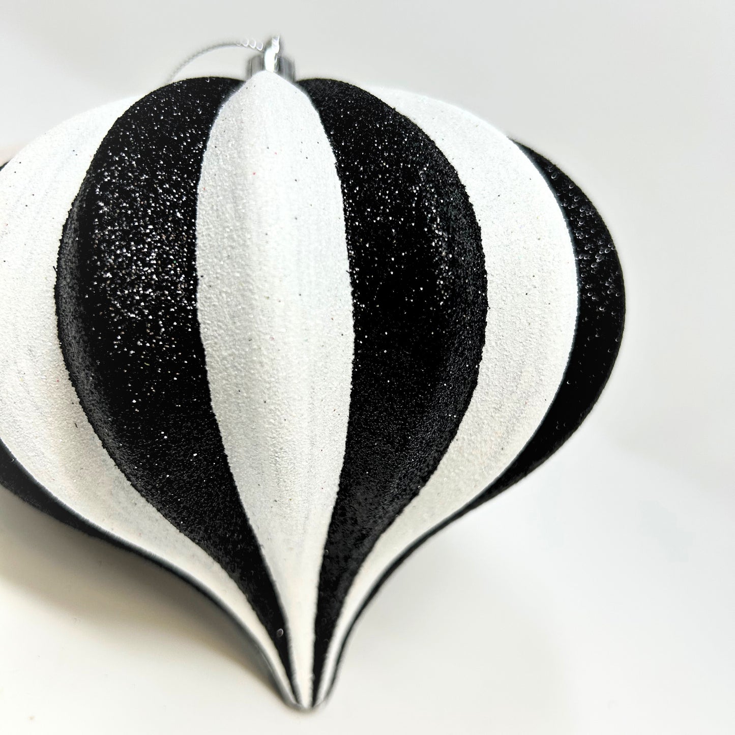 Classic Striped Onion Shaped Finial Ornament - Black/White 4.75” | XJ