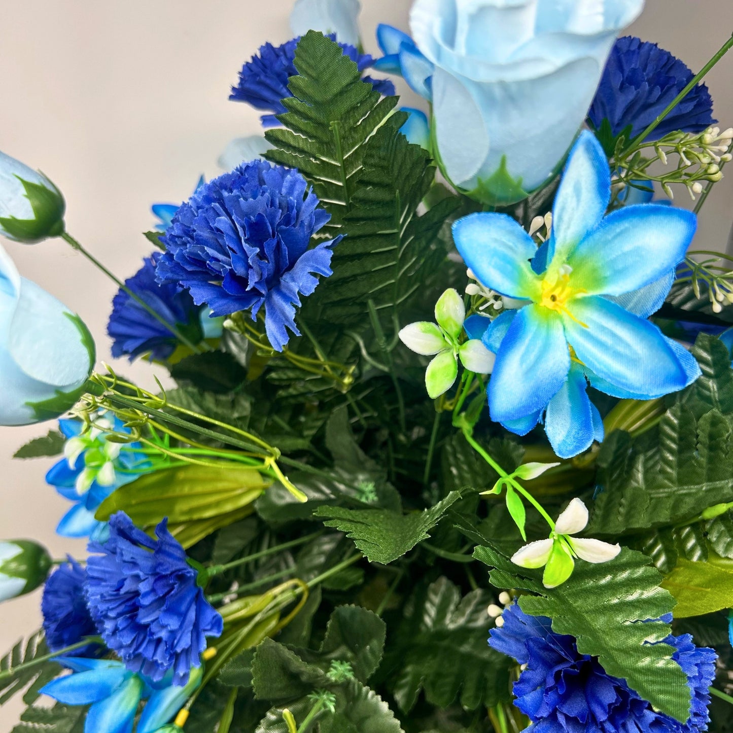 Rolling Fields Pre-Made Vase Insert (Blue Mix)