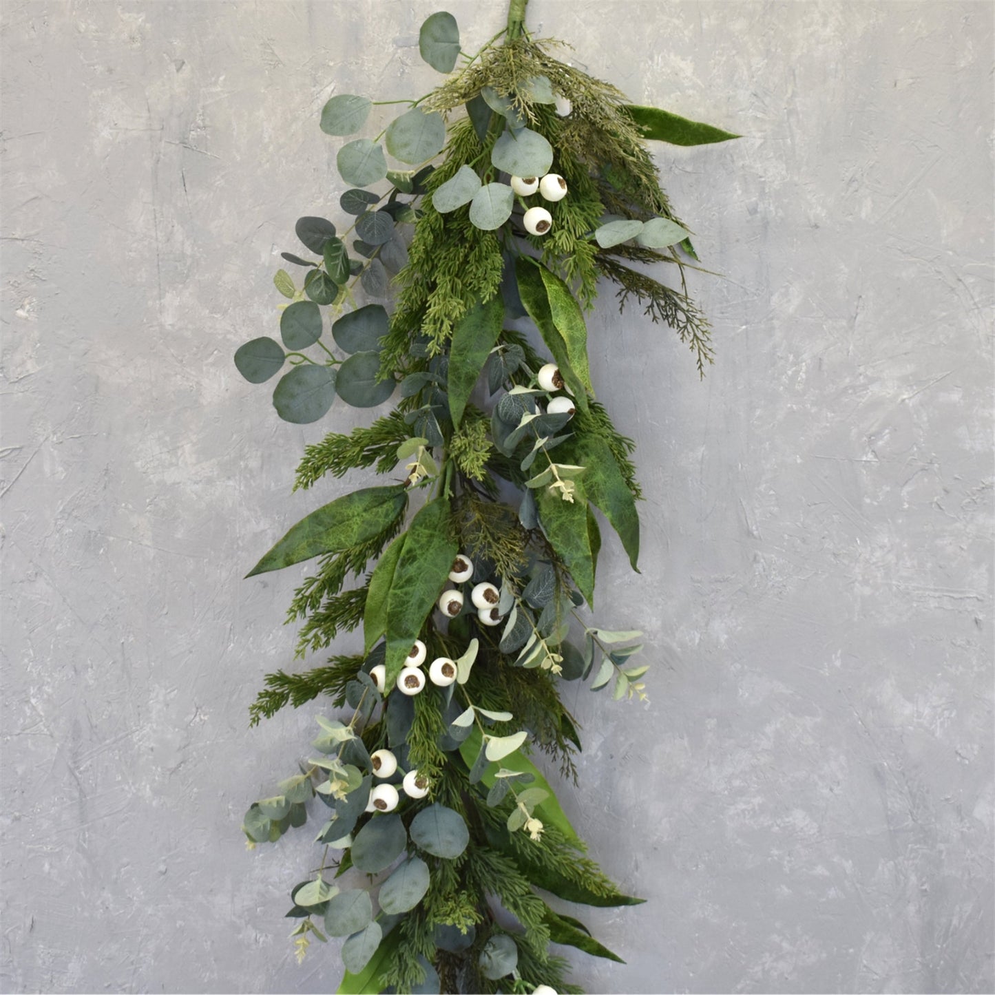 Celtic Forest Cedar Eucalyptus Berry Garland 72" | XJC22