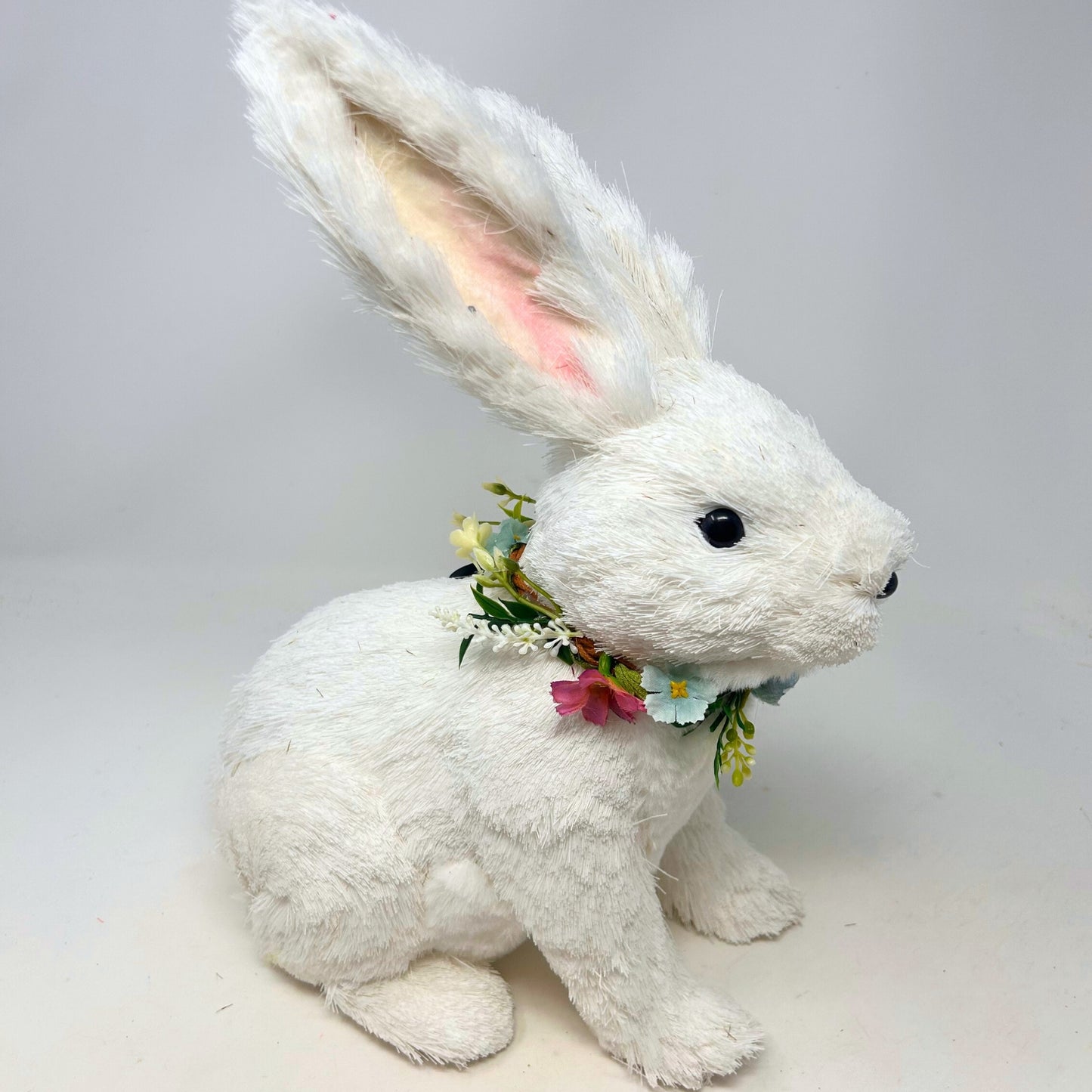 Bashful Bunny Rabbit Flower Necklace 12" x 10.5" | BFE