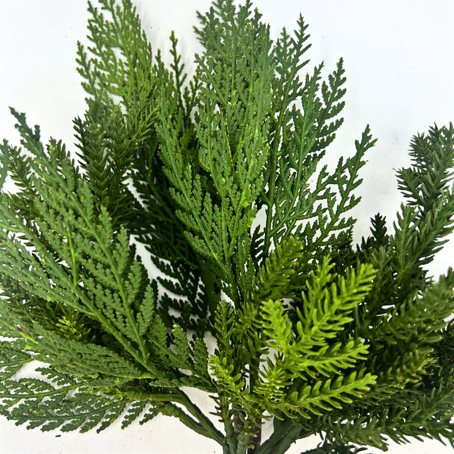 Real Touch Mini Spruce/Cedar Branch Bundle 16" | XJ