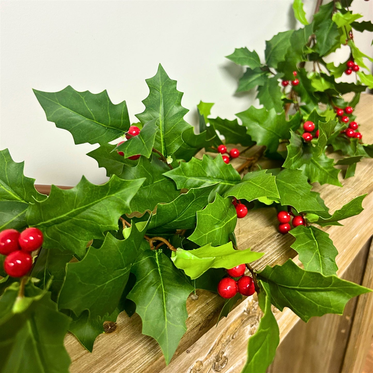 Grand Holly Berry Garland 71" | XJ