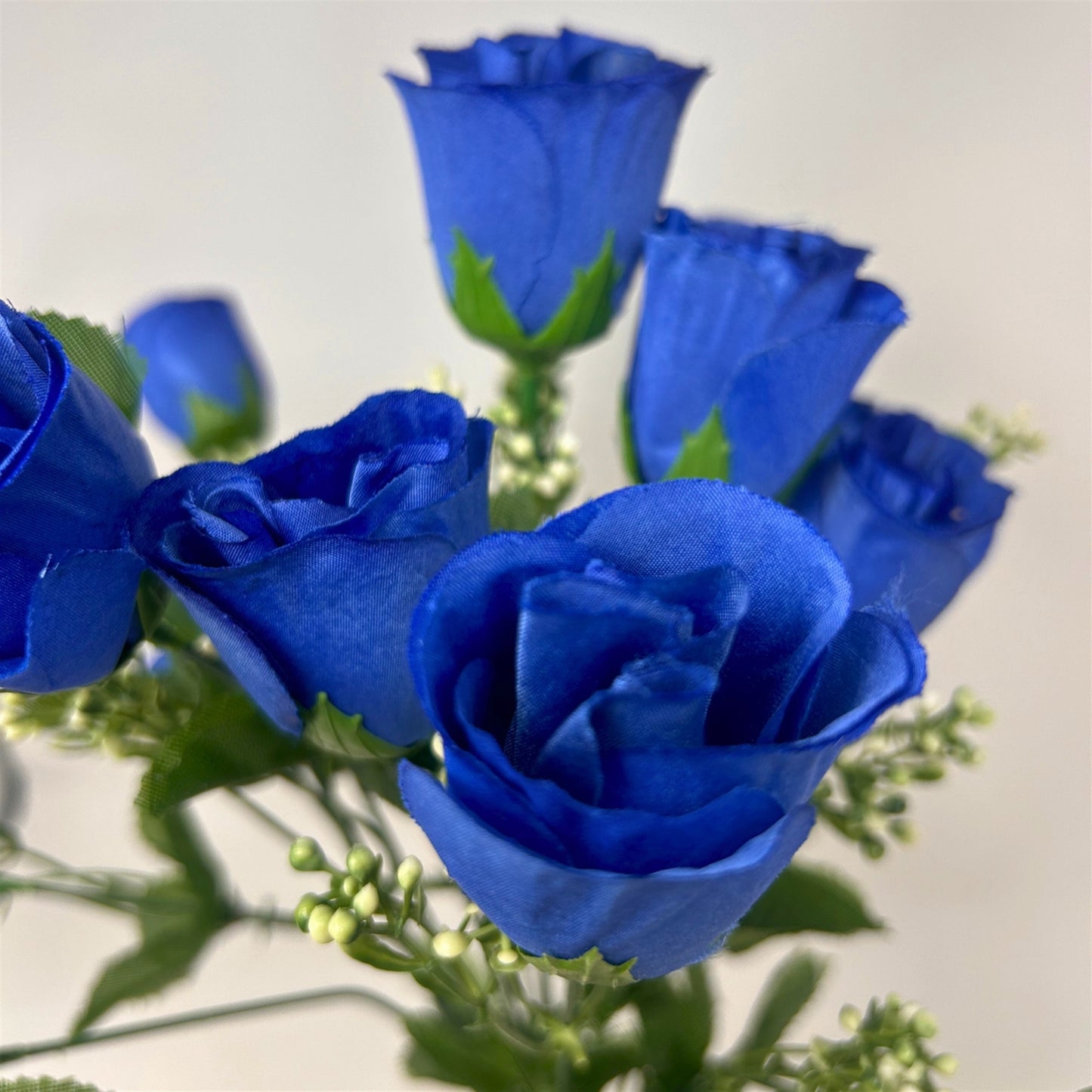Rose Bud Bush x18 w/ Filler 18" - Dark Blue | GTE