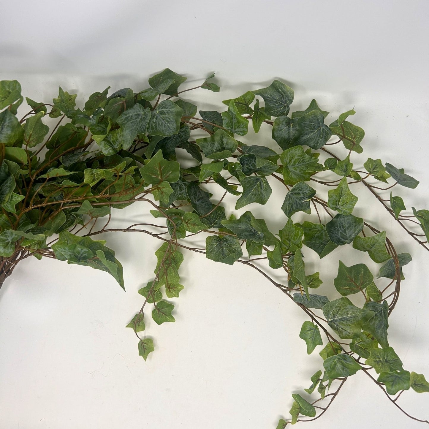 Real Touch English Ivy Bush 44" Frosted | QOE