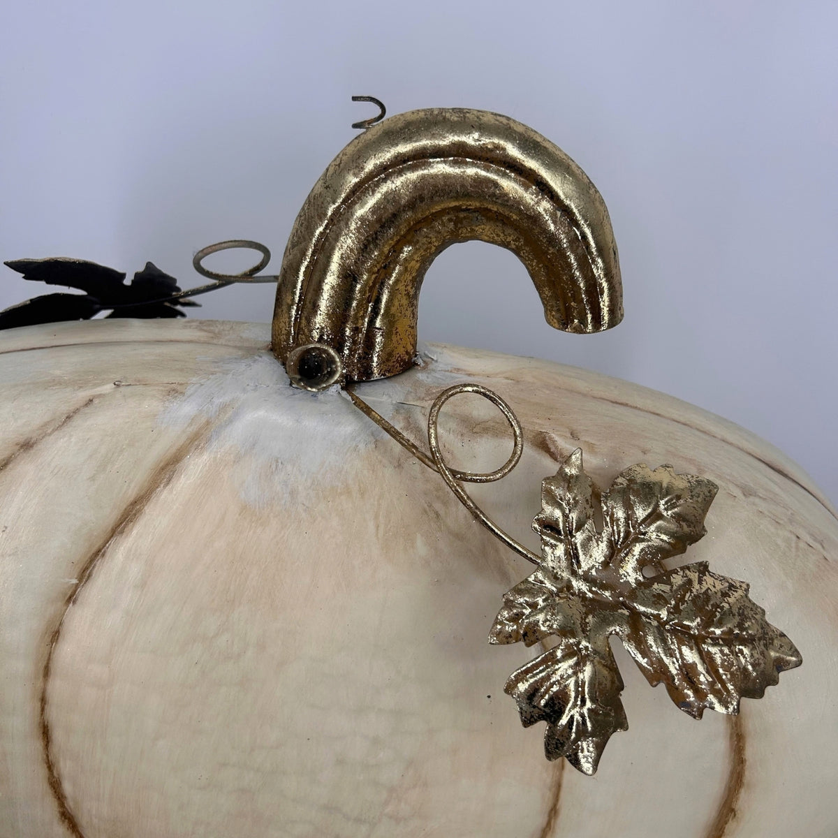 Metal Pumpkins Antiqued Cream (set of 3) - 19.25", 21.25", 27" | FH