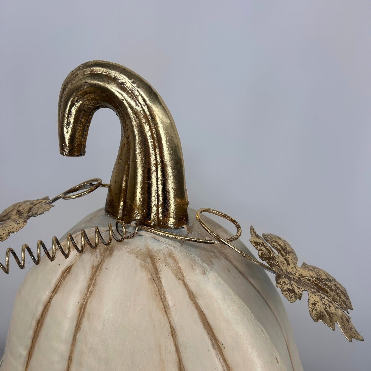 Metal Pumpkins Antiqued Cream (set of 3) - 19.25", 21.25", 27" | FH