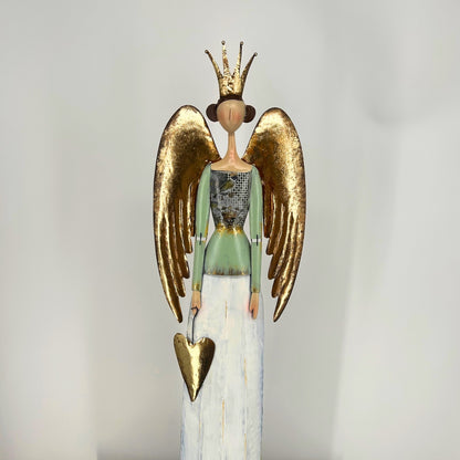 Serene Metal Angel w/ Heart 34.75" | FH