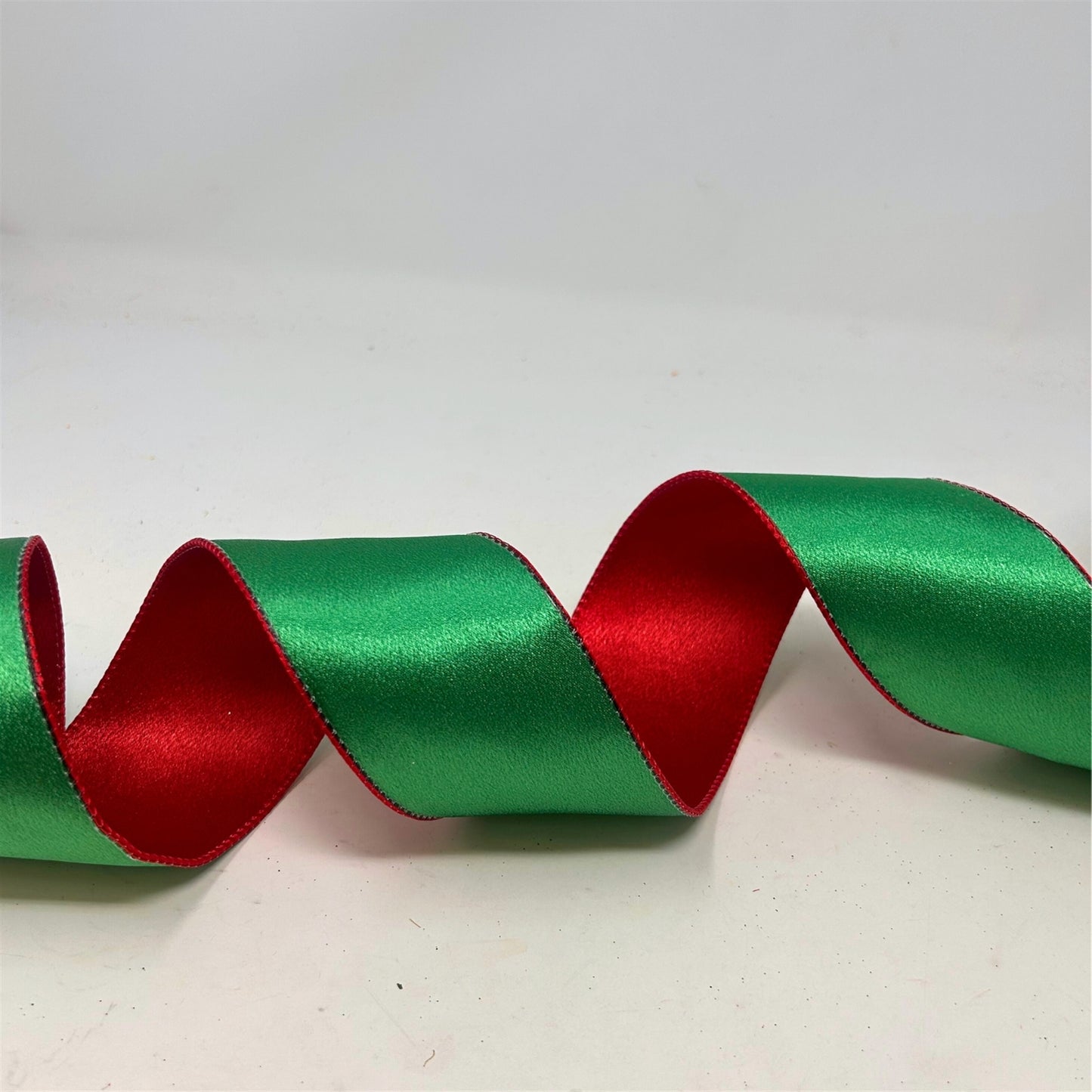 Red/Green Reversible Satin Ribbon 2.5" x 10yd | CRR
