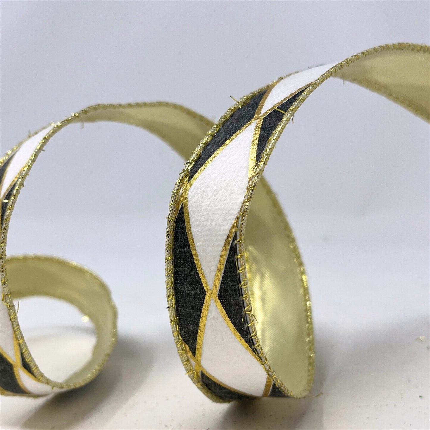 Black/White/Gold Diamond Ribbon Platinum Back 0.75" x 10yd | CRR