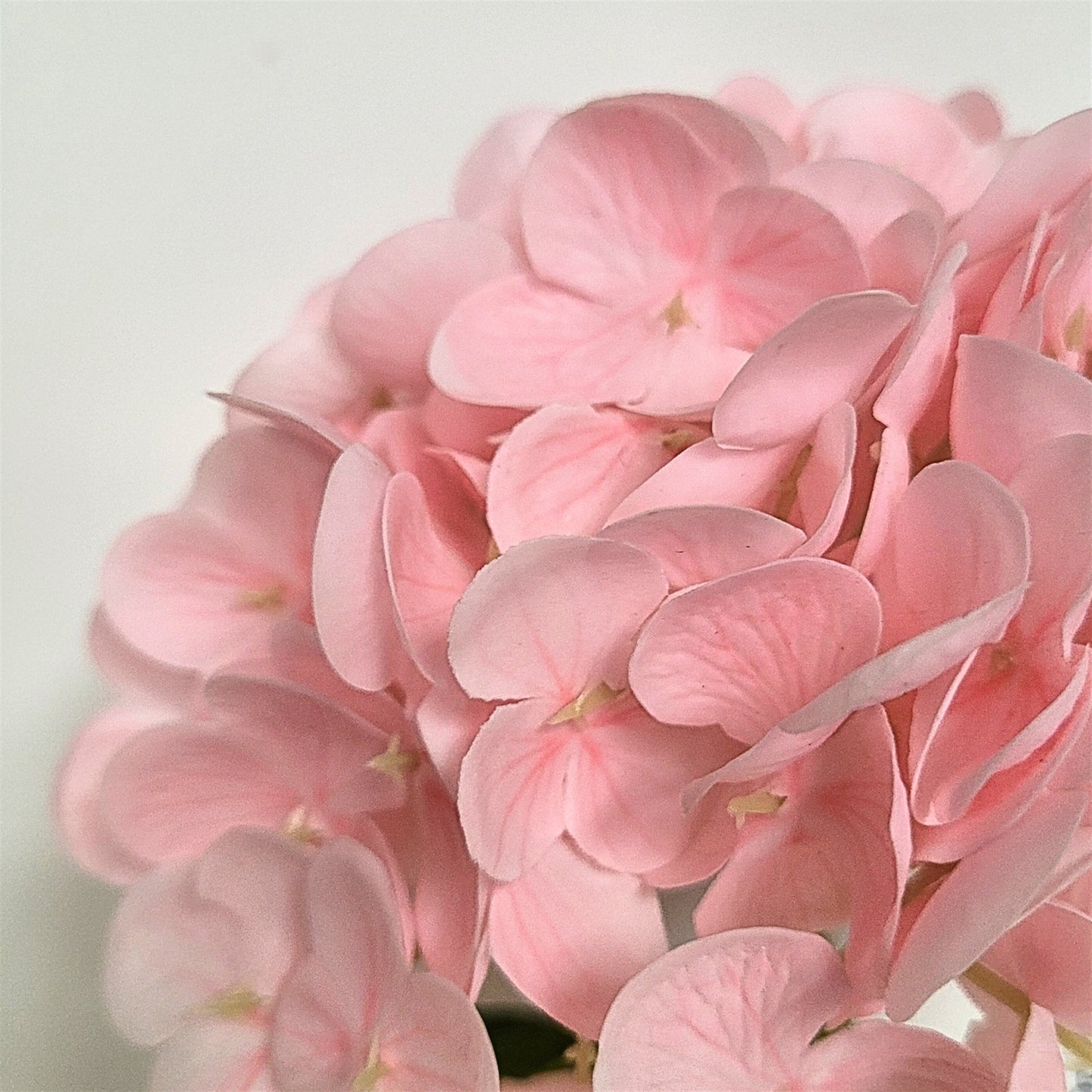 Fresh Touch Hydrangea Stem 18” - Pink | YS