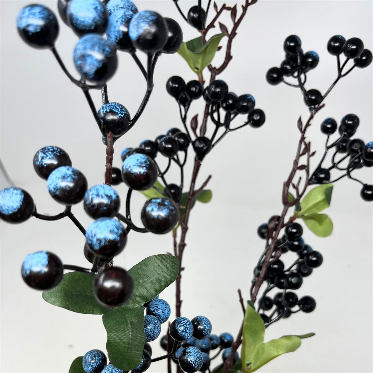 Grand Pyracantha Berry Spray 36" - Blue