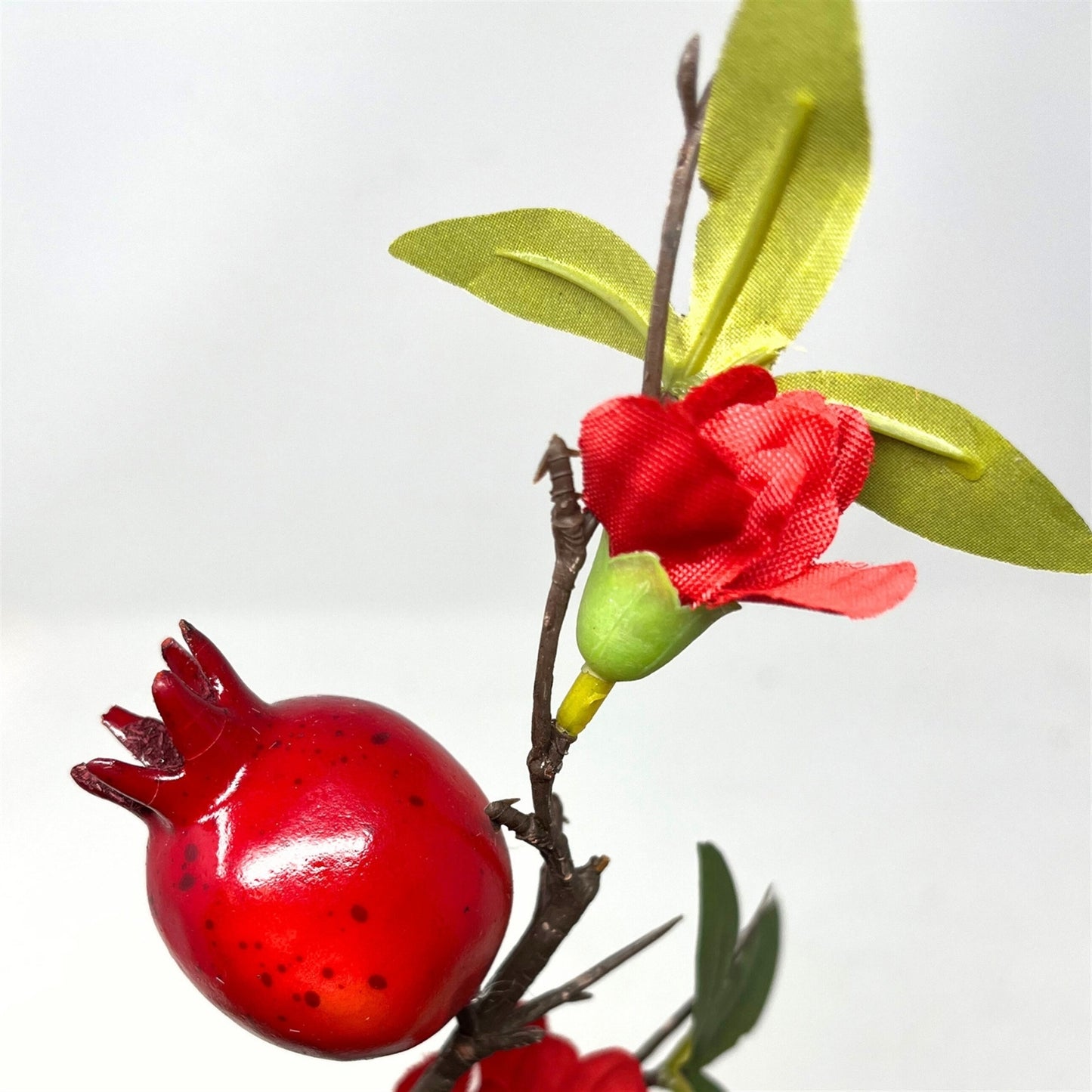 Pomegranate Stem 23" Red | DB