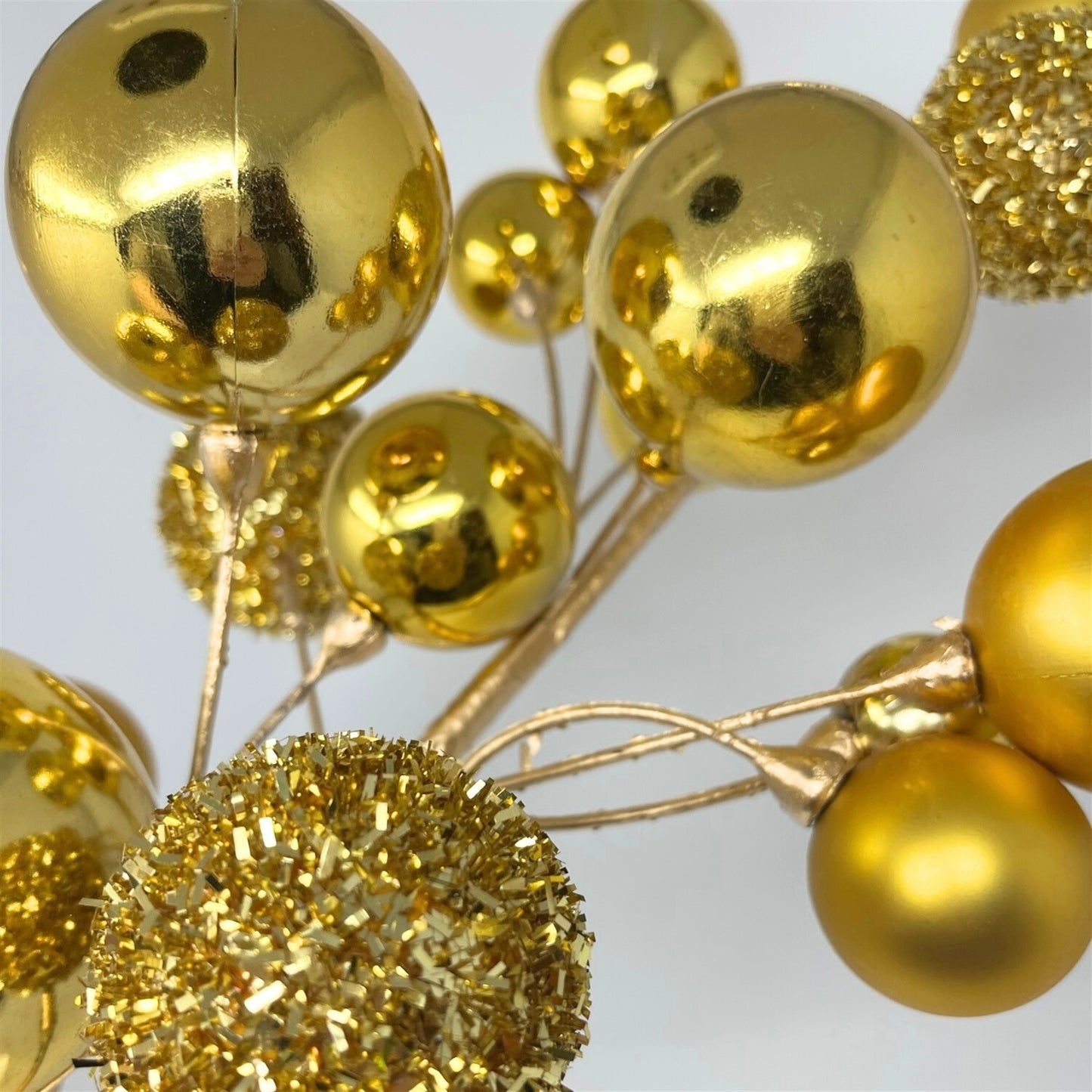 Mixed Shiny/Matte Ball Spray 30" - Gold | TG