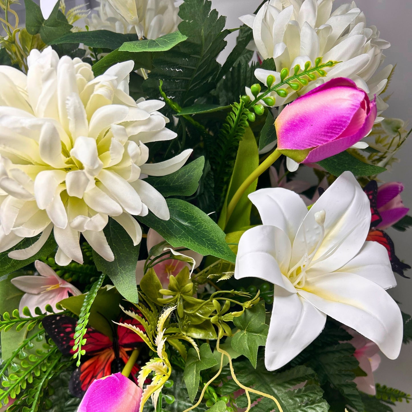 Butterfly Blooms Pre-Made Vase Insert (White/Purple)