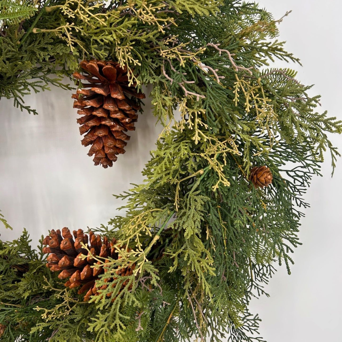 Real Touch Mixed Cedar Wreath 27" | YS