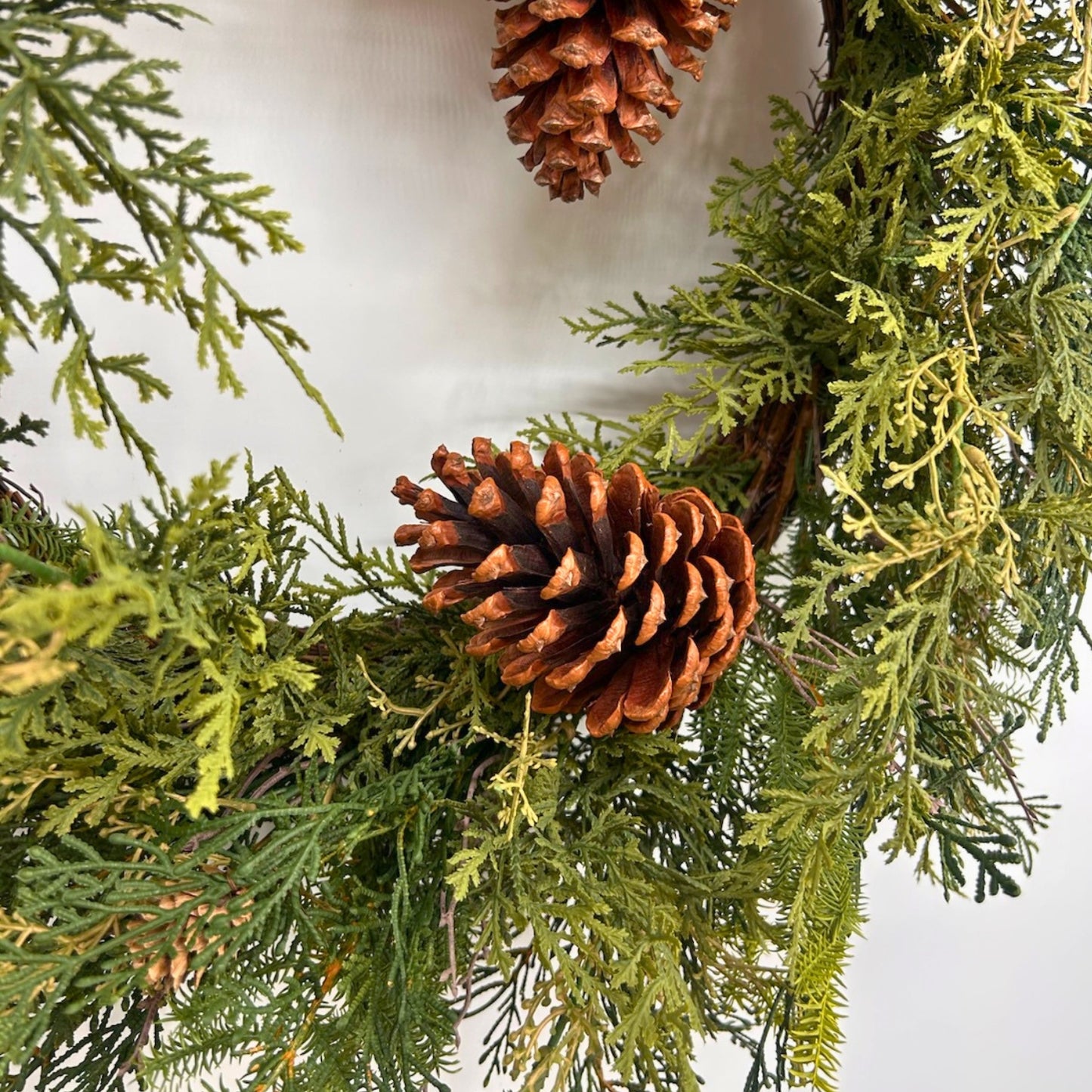 Real Touch Mixed Cedar Wreath 27" | YS